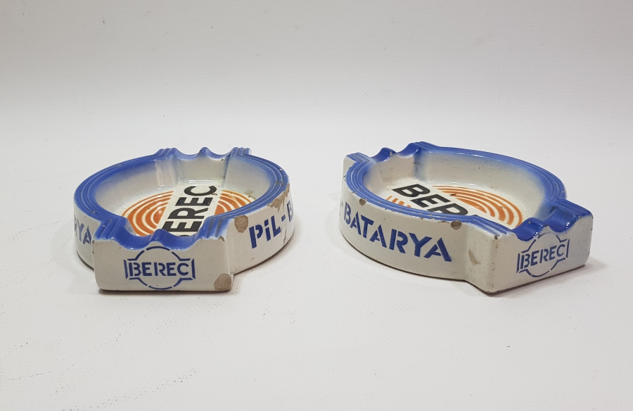 ANTİKA BİR ÇİFT BEREC MARKA PROMOSYON KÜL TABLASI