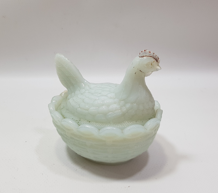 YUMURTLAYAN TAVUK TEMALI MİNİ OPAL ŞEKERLİK