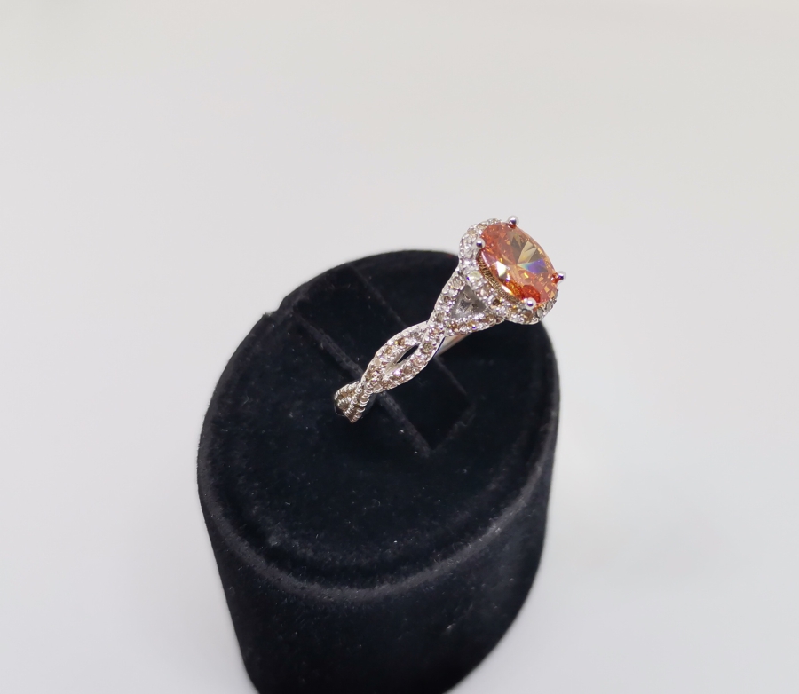 TOPAZ VE PIRLANTA TAŞLI SONSUZLUK MODELİ YÜZÜK