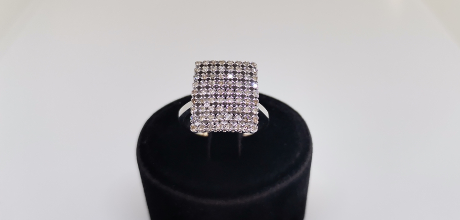 PIRLANTA TAŞLI HALI MODELİ YÜZÜK