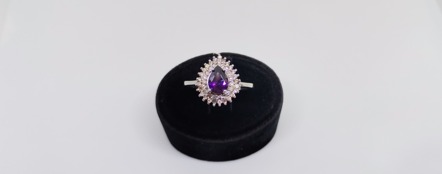 AMETİST VE PIRLANTA TAŞLI DAMLA MODELLİ YÜZÜK