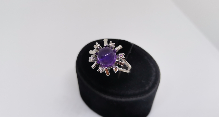 AMETİST VE PIRLANTA TAŞLI GÜNEŞ MODELİ YÜZÜK