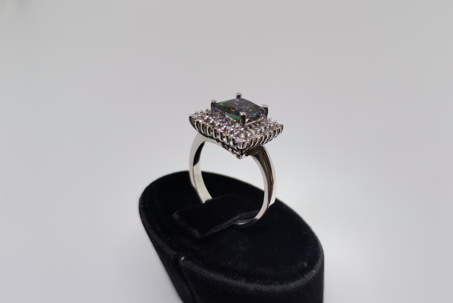 KÖK AMETİST VE PIRLANTA TAŞLI YÜZÜK