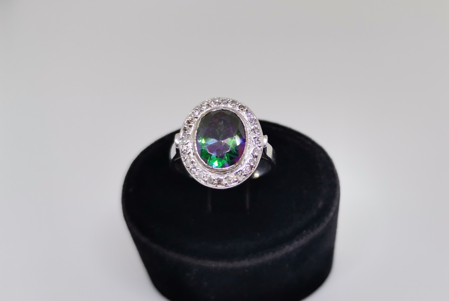 AMETİST VE PIRLANTA TAŞLI OVAL YÜZÜK