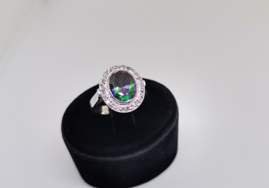 AMETİST VE PIRLANTA TAŞLI OVAL YÜZÜK