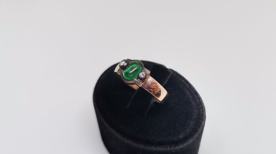 HÜRREM MODEL PIRLANTA TAŞLI YÜZÜK