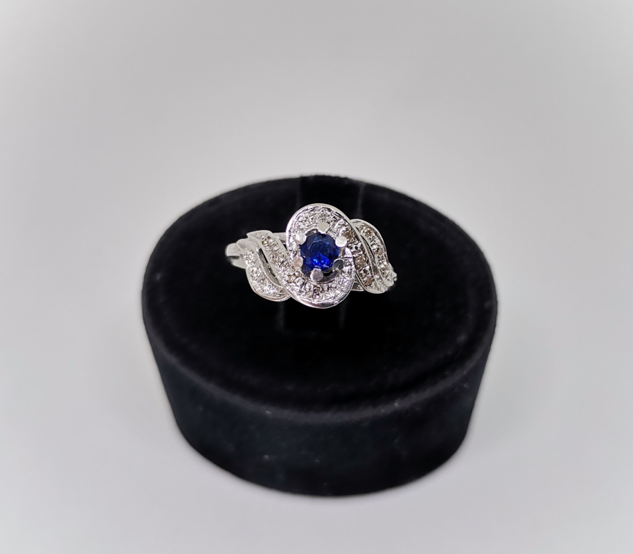 SAFİR TAŞLI SONSUZLUK MODELİ YÜZÜK