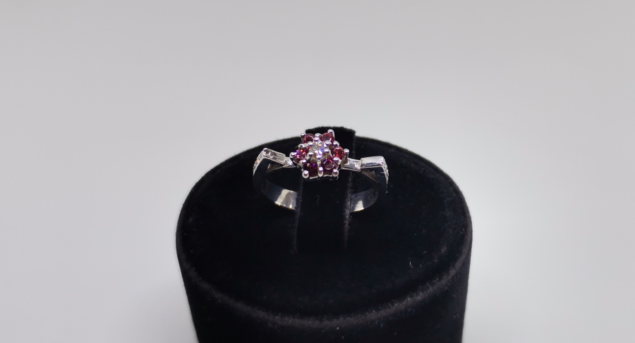 GARNET VE PIRLANTA TAŞLI YÜZÜK