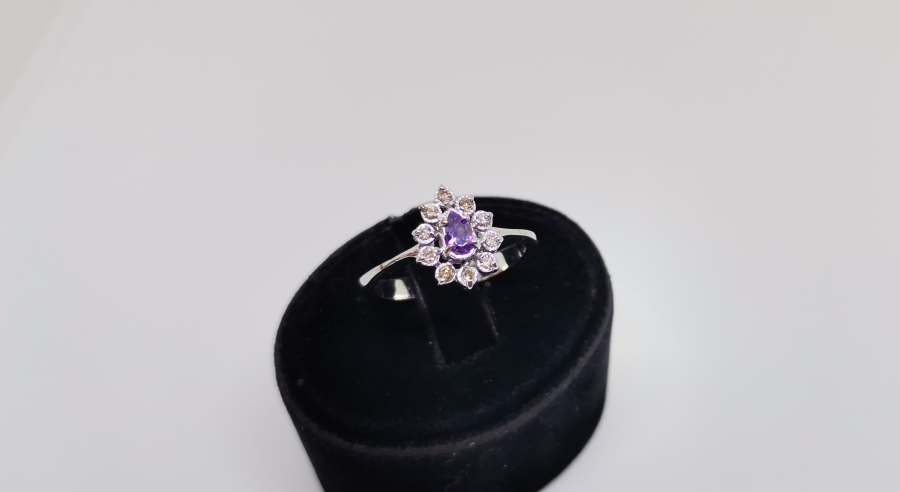 AMETİST VE PIRLANTA TAŞLI MİNİ DAMLA MODELİ YÜZÜK