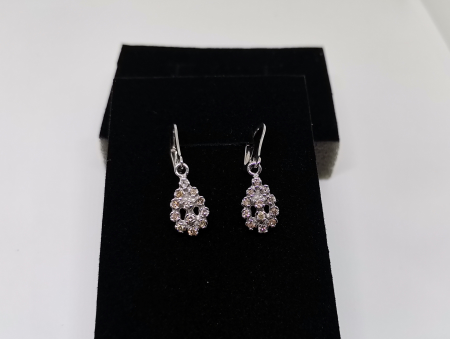 DAMLA MODEL PIRLANTA KÜPE