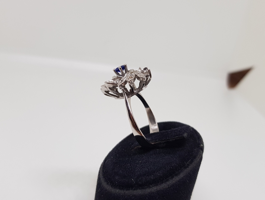 SONSUZLUK MODELİ SAFİR VE PIRLANTA TAŞLI YÜZÜK