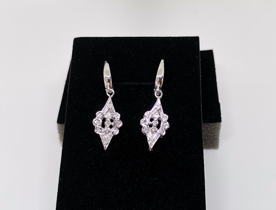 MEKİK MODELİ PIRLANTA TAŞLI KÜPE