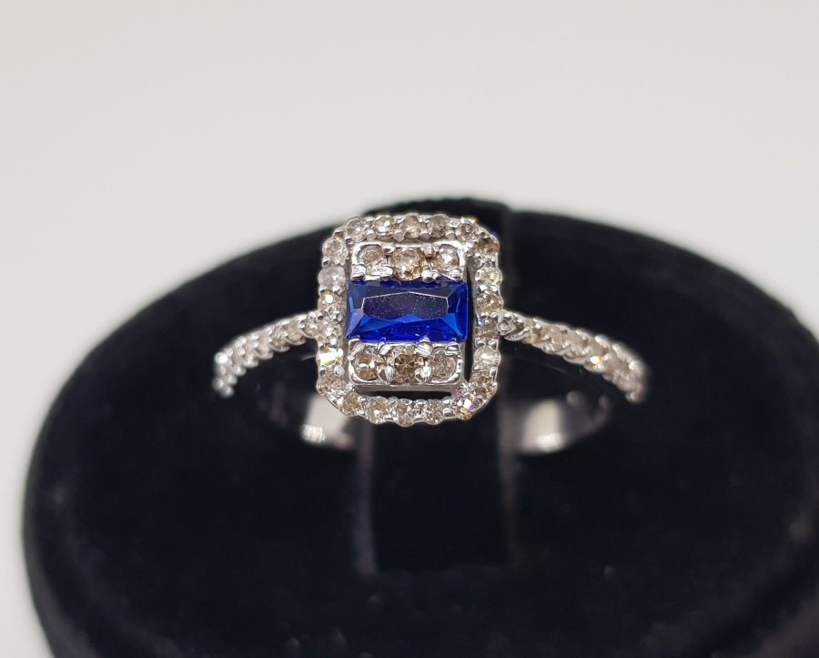 SAFİR VE PIRLANTA TAŞLI KALİBRE MODEL YÜZÜK