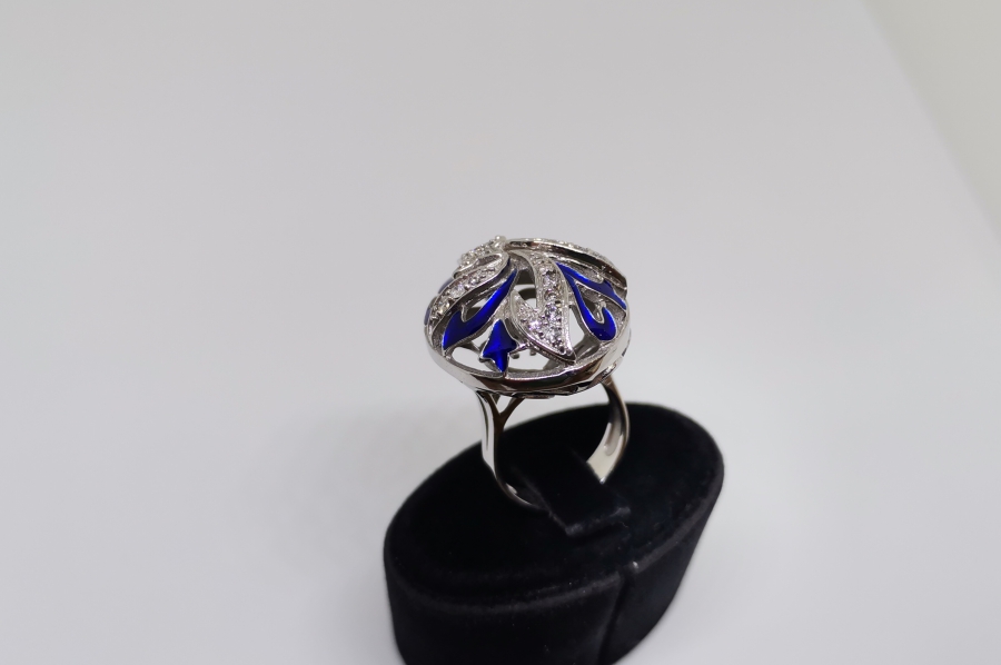 ZAMBAK ÇİÇEĞİ MODELİ MİNE İŞÇİLİKLİ PIRLANTA YÜZÜK