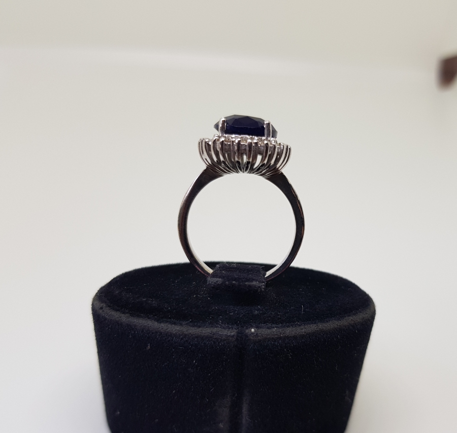 SAFİR VE PIRLANTA TAŞLI HÜRREM MODEL YÜZÜK