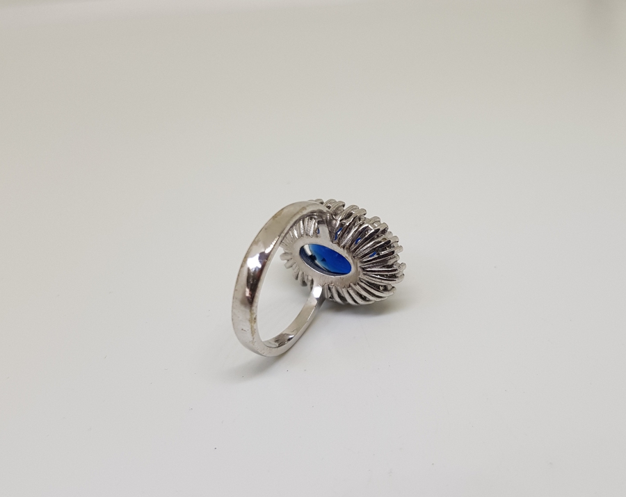 SAFİR VE PIRLANTA TAŞLI HÜRREM MODEL YÜZÜK