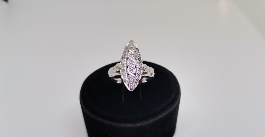 MEKİK MODEL PIRLANTA YÜZÜK