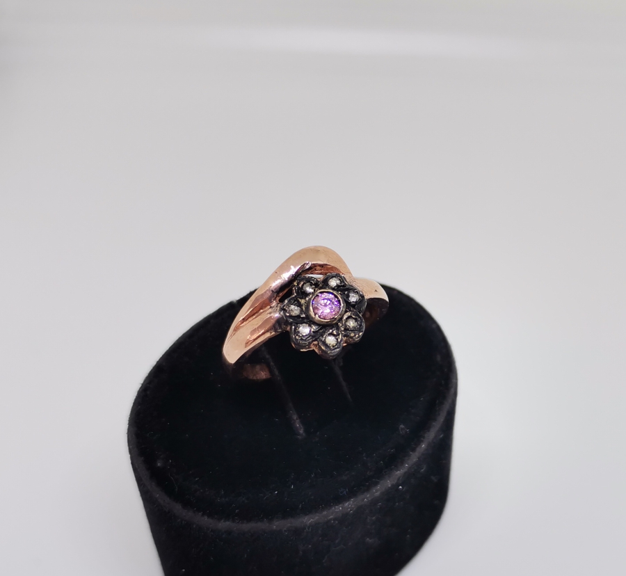 DALLI GÜL MODEL ELMAS YÜZÜK