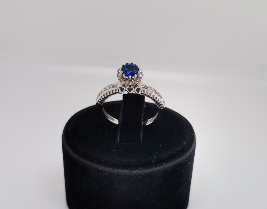 SAFİR VE PIRLANTA TAŞLI TEKTAŞ MODEL YÜZÜK