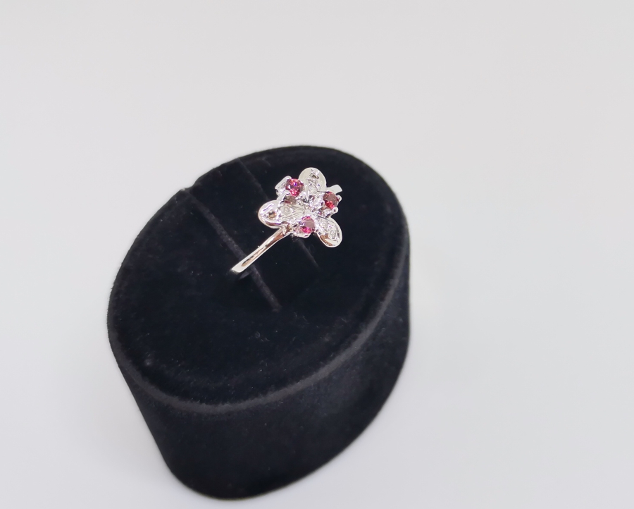 YAKUT VE PIRLANTA TAŞLI KELEBEK MODEL YÜZÜK