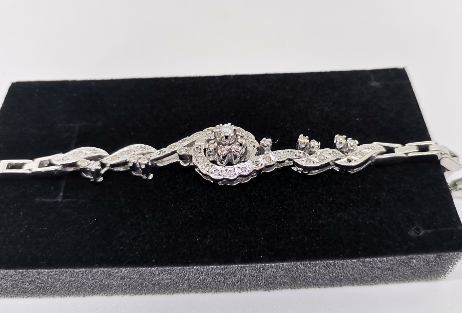 SALYANGOZ MODEL PIRLANTA TAŞLI BİLEZİK