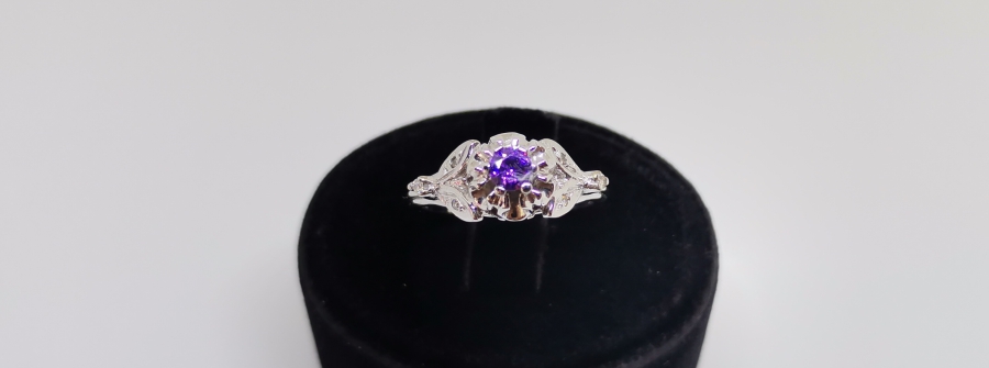 AMETİST VE PIRLANTA TAŞLI GÜL MODELİ YÜZÜK