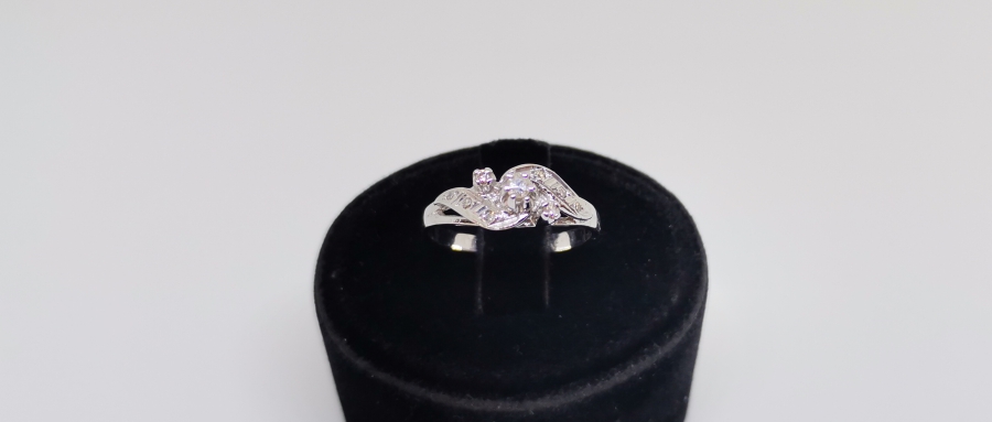 SALYANGOZ MODEL PIRLANTA TAŞLI YÜZÜK