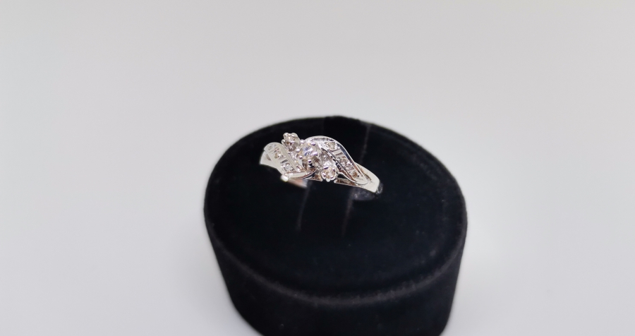 SALYANGOZ MODEL PIRLANTA TAŞLI YÜZÜK