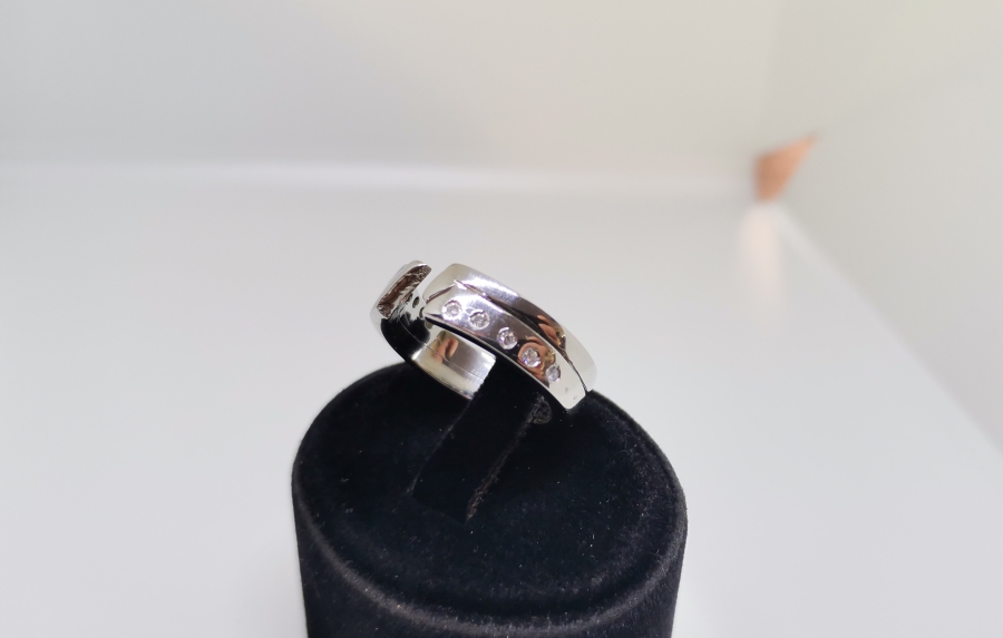 AÇIK ALYANS MODEL PIRLANTA TAŞLI YÜZÜK