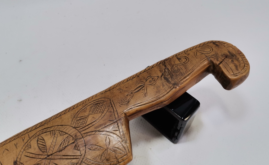 1809 TARİHLİ ÜZERİ MAYMUN FİGÜRLÜ EL OYMA İŞÇİLİKLİ OSMANLI DÖNEMİ ÇOK NADİR BURSA İŞİ İPEK KİRKİTİ