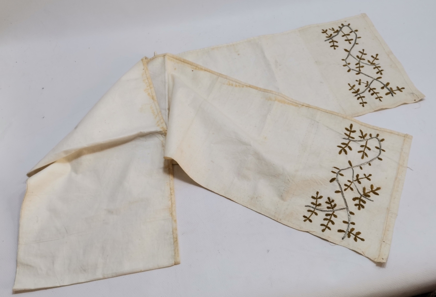 OSMANLI DÖNEMİ GÜMÜŞ SIRMA İŞÇİLİKLİ GELİN UÇKURU