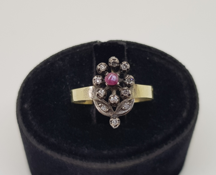 YAKUT VE PIRLANTA TAŞLARLA SÜSLÜ ÖZEL YAPIM ALTIN YÜZÜK