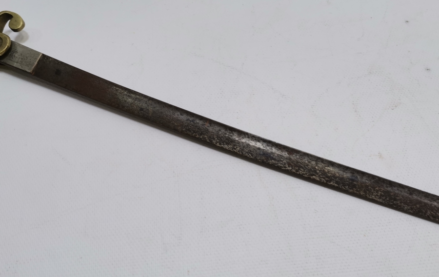 1940 YILI BOYNUZ SAPLI SUBAY KILICI