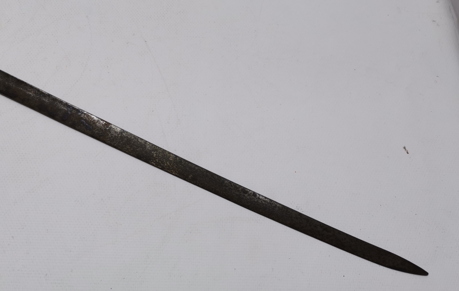 1940 YILI BOYNUZ SAPLI SUBAY KILICI