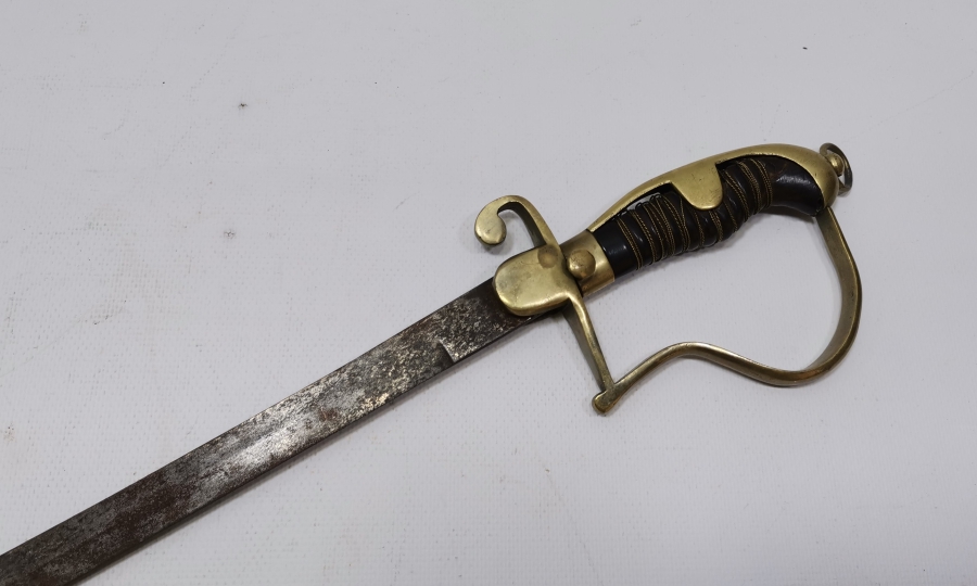 1940 YILI BOYNUZ SAPLI SUBAY KILICI