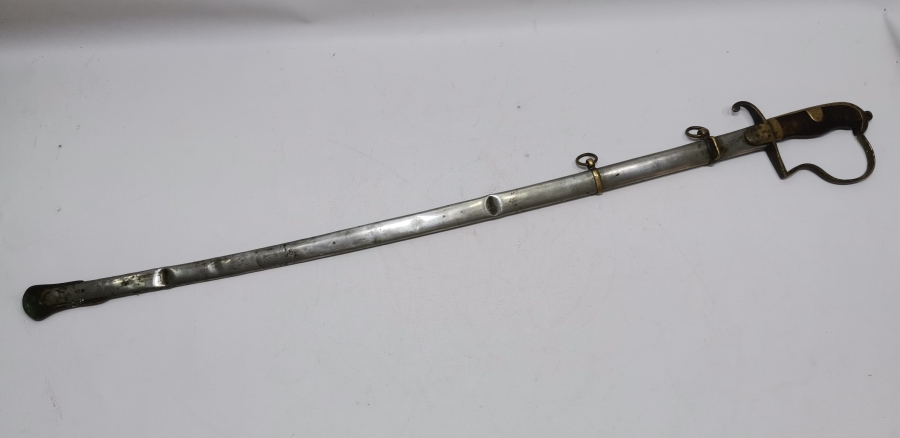 OSMANLI DÖNEMİ SÜVARİ ALAYI AMBLEMLİ SOLİNGEN YAPIMI GRAVÜRLÜ SÜVARİ SUBAYI KILICI