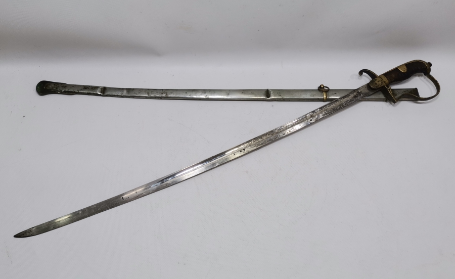 OSMANLI DÖNEMİ SÜVARİ ALAYI AMBLEMLİ SOLİNGEN YAPIMI GRAVÜRLÜ SÜVARİ SUBAYI KILICI