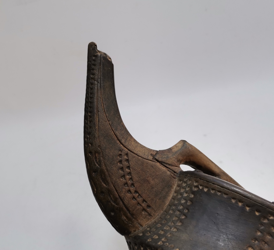 1800 BAŞLARI OSMANLI DÖNEMİ EL OYMA İŞÇİLİKLİ BÜYÜK BOY KALE TÜFEĞİ BARUTLUĞU