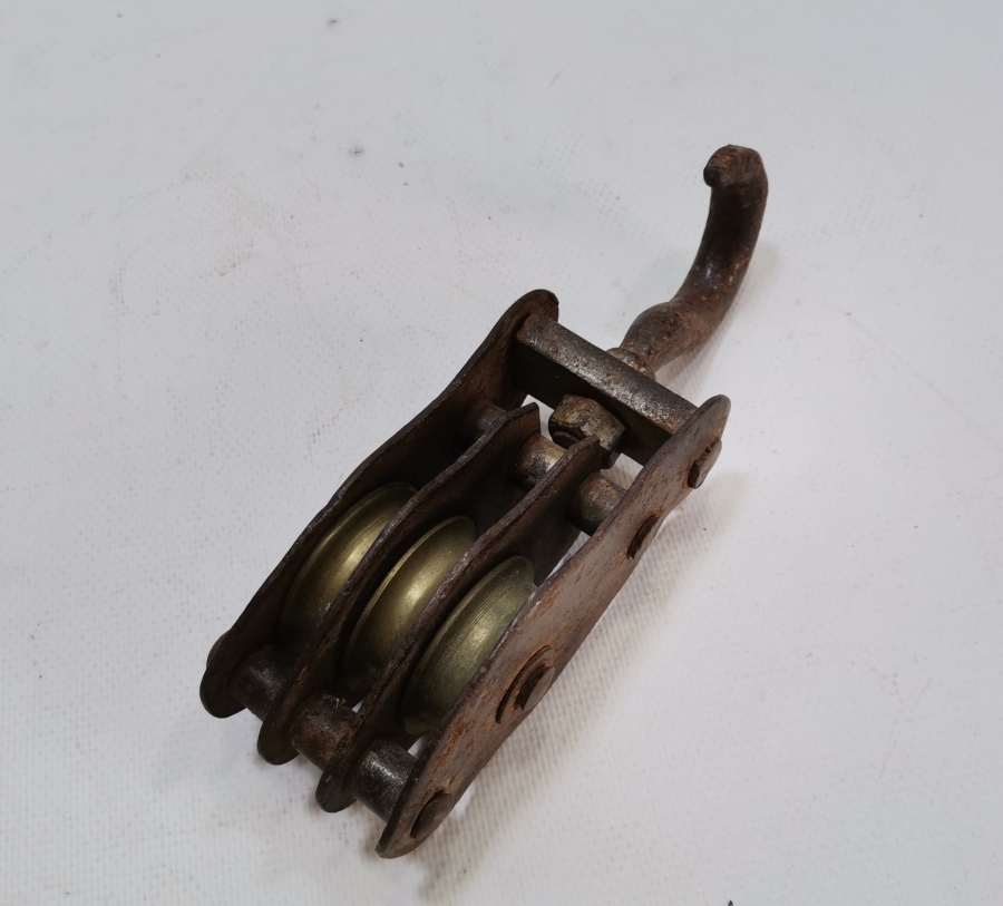 125. ALAYA AİT ÇOK NADİR TOP CALASKARI