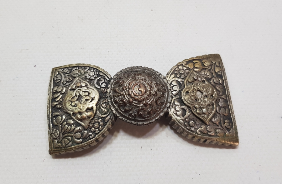 1800 BAŞLARI RUMİ MOTİFLERLE SÜSLÜ OSMANLI DÖNEMİ KEMER TOKASI