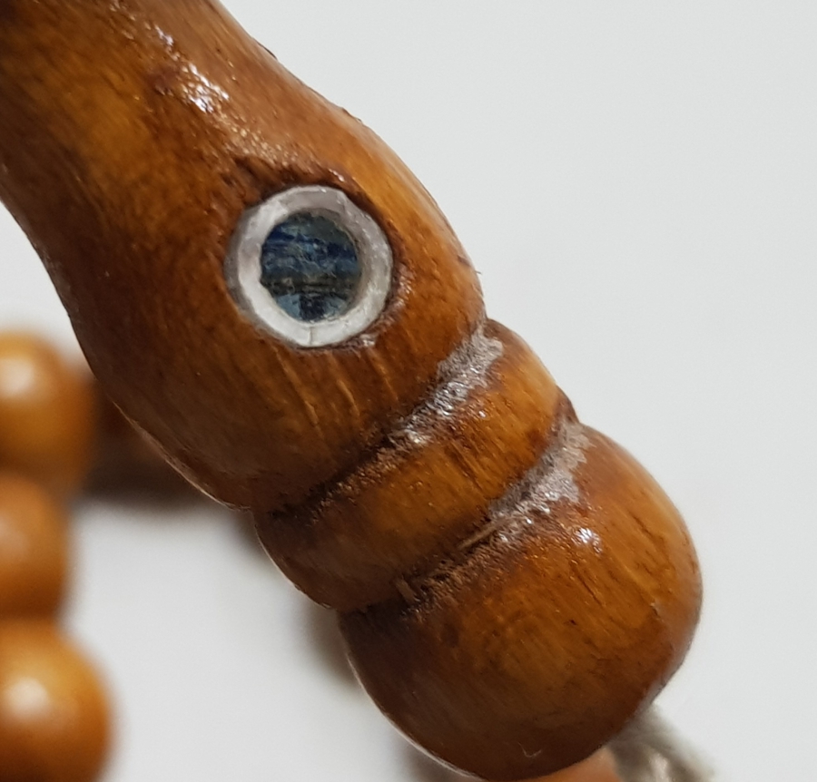 İÇİNDE KABE-İ ŞERİF GÖRSELİ BULUNAN MİKRO FOTOĞRAFLI OSMANLI DÖNEMİ AHŞAP NAMAZ TESPİHİ