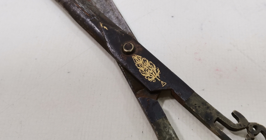 OSMANLI DÖNEMİ SAPLARI YAZILI VE ALTIN ÇAKMALI ÇOK NADİR HATTAT MAKASI