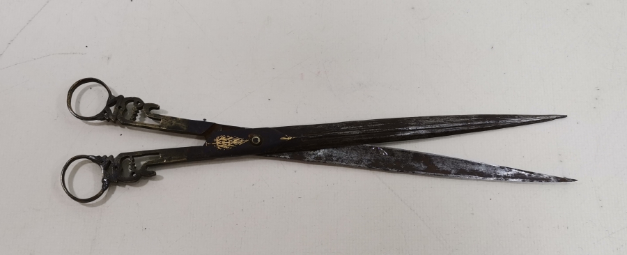 OSMANLI DÖNEMİ SAPLARI YAZILI VE ALTIN ÇAKMALI ÇOK NADİR HATTAT MAKASI