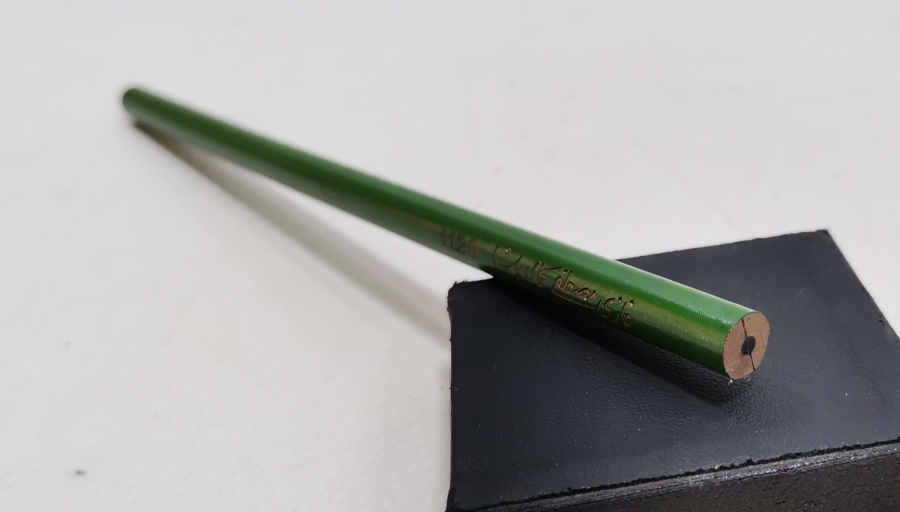 MUSTAFA KEMAL ATATÜRK İÇİN ÖZEL YAPTIRILMIŞ ÜZERİ OSMANLICA YAZILI ÇOK NADİR KURŞUN KALEM