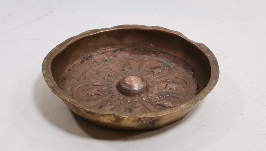 ÜZERİ LALE MOTİFLİ VE ALTIN VERMEYLİ BEBEK KIRKLIK TASI