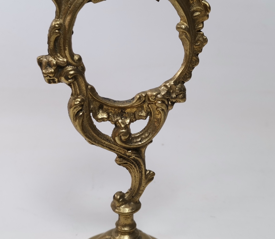 KABARTMA İŞÇİLİKLİ ANTİKA CEP SAATİ STANDI