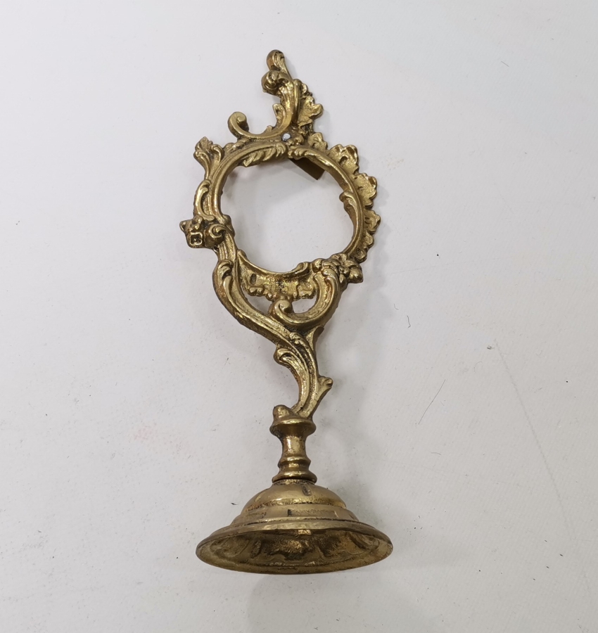 KABARTMA İŞÇİLİKLİ ANTİKA CEP SAATİ STANDI