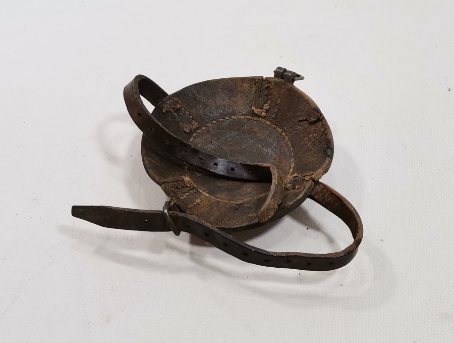 OSMANLI DÖNEMİ ÇOK NADİR DERİDEN MAMUL DELİLER BÖLÜĞÜ KALKANI