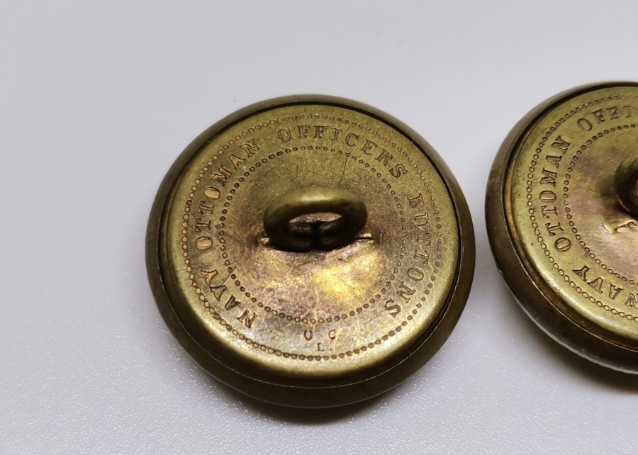 OSMANLI ORDUSU İÇİN YAPILMIŞ İKİ ADET DENİZCİ PAŞA DÜĞMESİ