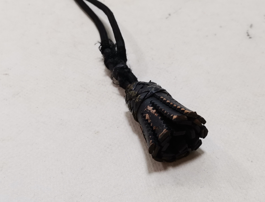 1. DÜNYA SAVAŞI DÖNEMİ İNGİLİZ KILIÇ PÜSKÜLÜ